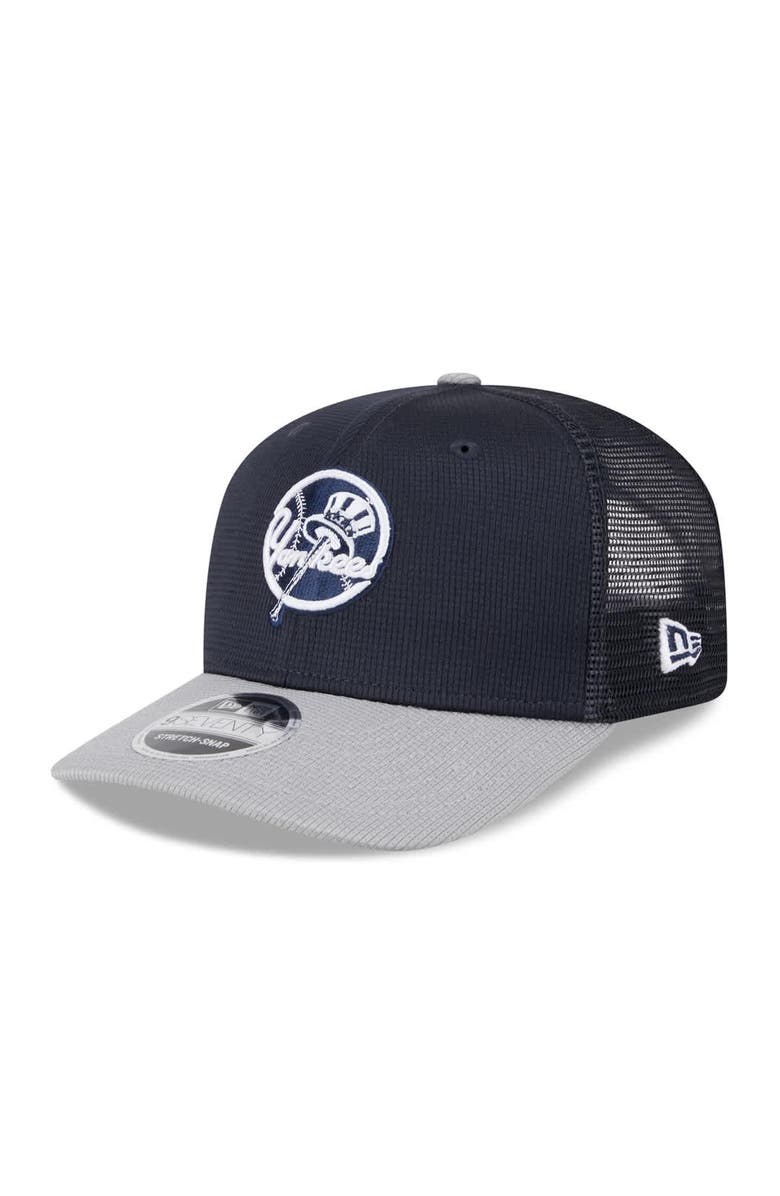 New Era Men's New Era  Navy/Gray New York Yankees 2025 Batting Practice 9SEVENTY Stretch-Snap Trucker Hat, Main, color, 