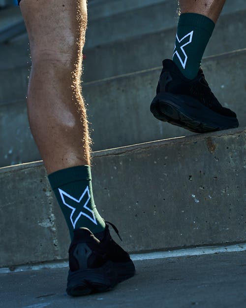 2xu Vectr Light Cushion Crew Socks In Multi