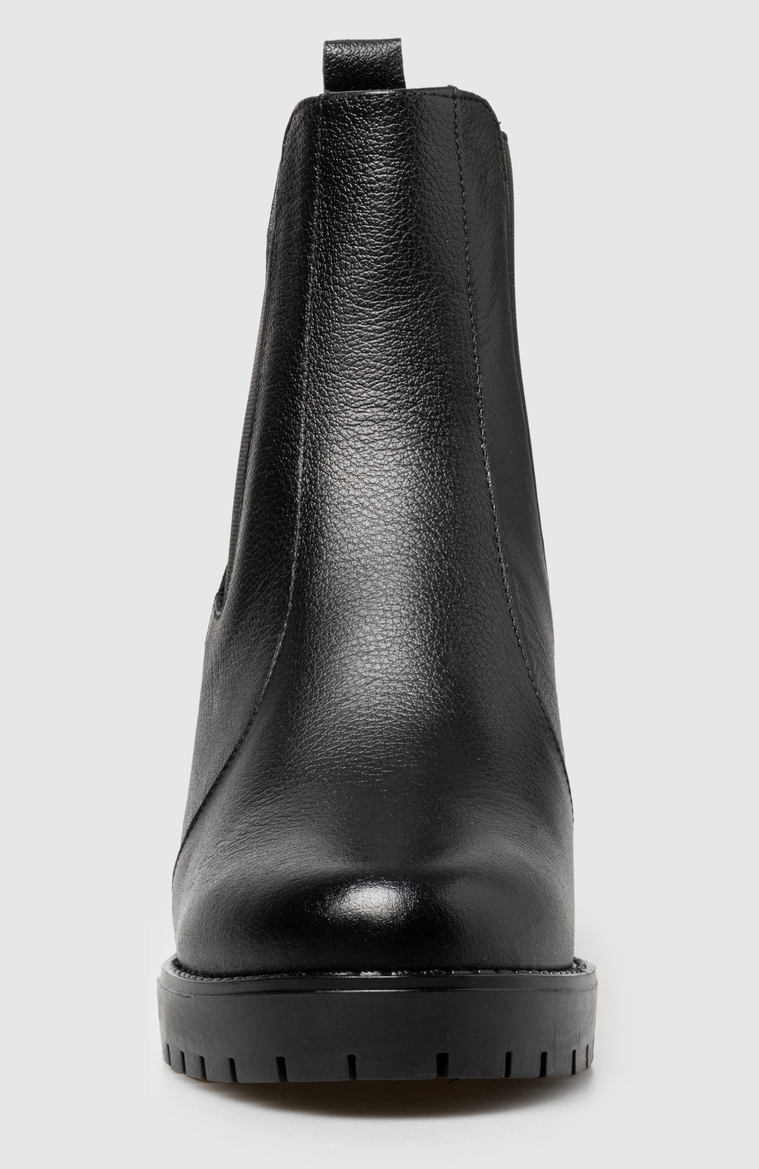 Manela Pera Chelsea Bootie, Alternate, color, Black