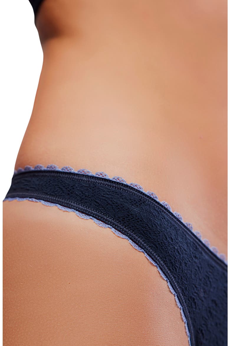Intimately FP Sweet Point Seamless Thong, Alternate, color, BLACK COMBO