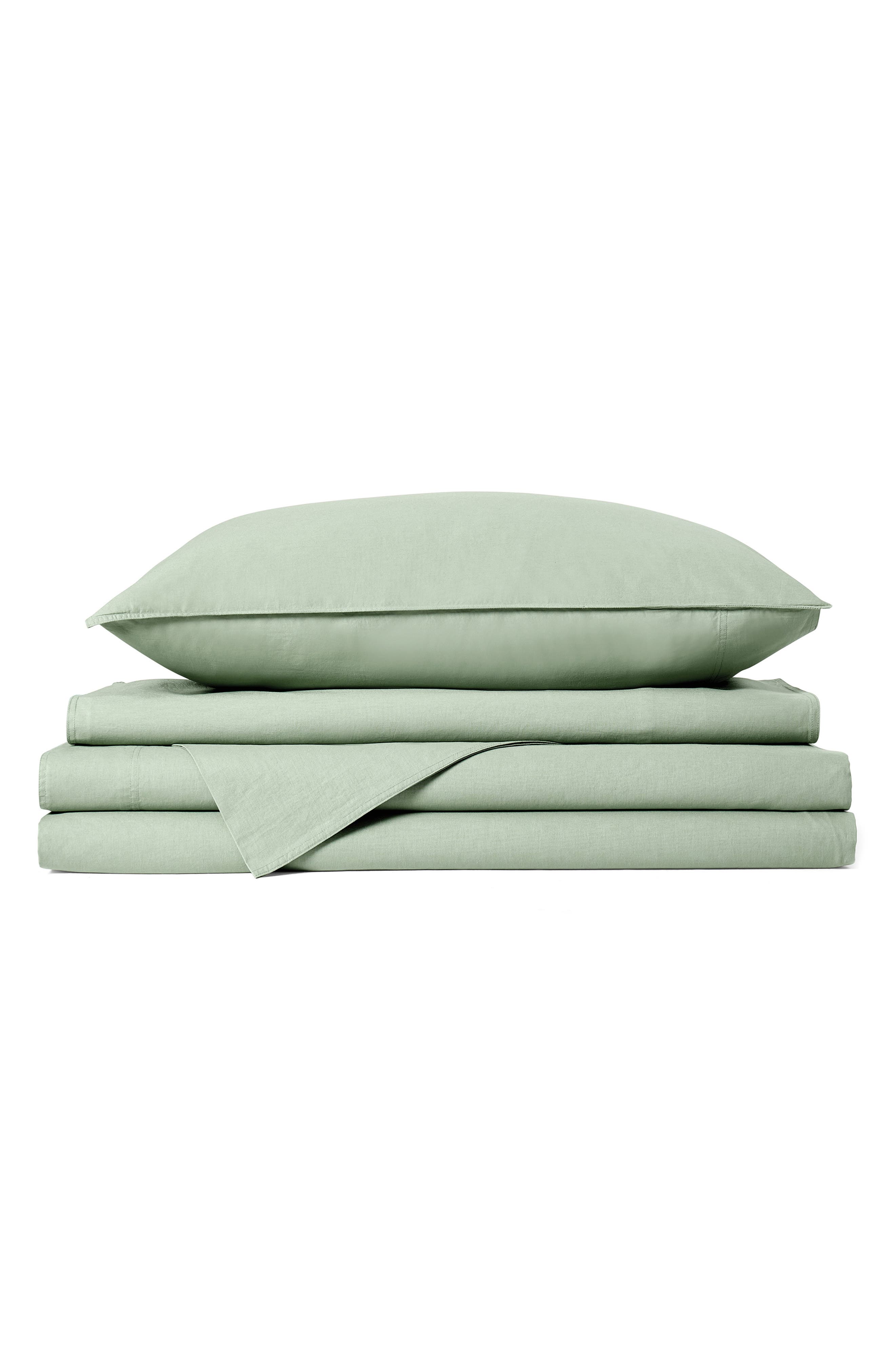 selected GREEN