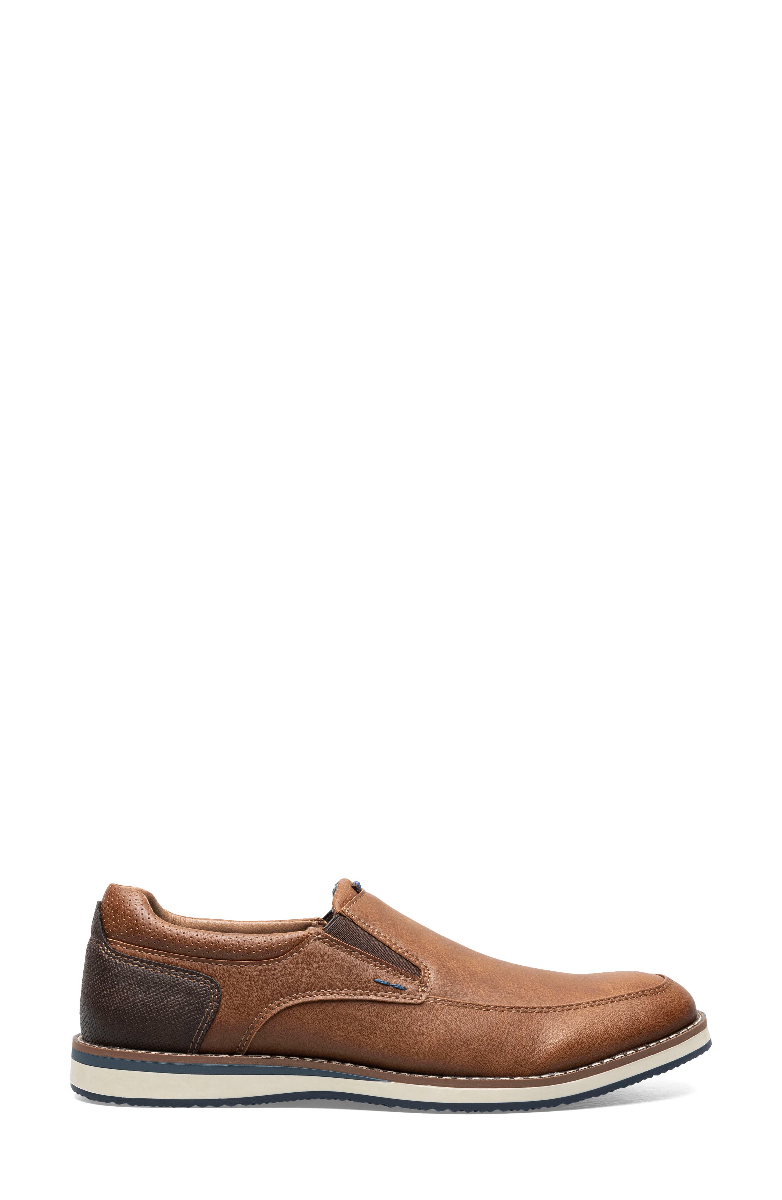 Hyde II Moc Toe Loafer - Wide Width Available, Alternate, color, COGNAC
