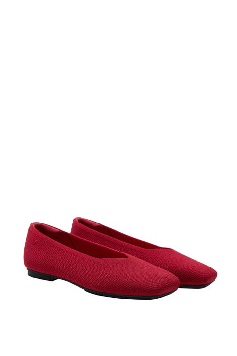 Square-Toe Margot V-Cut Flats (Margot 3.0)