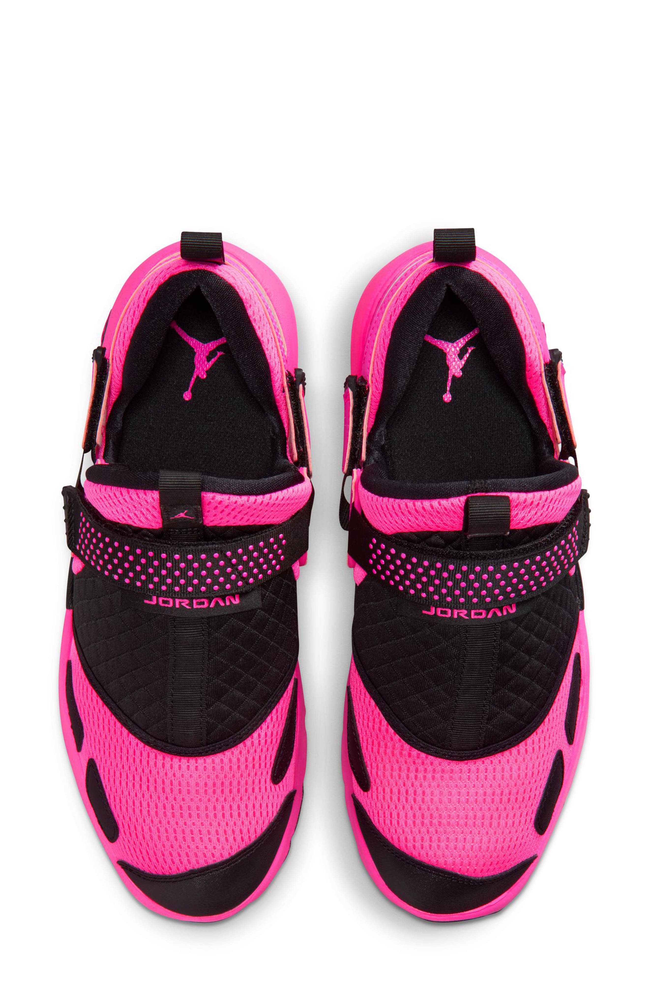 Nike Trunner LX Sneaker, Alternate, color, Pink Blast/ Black/ Silver
