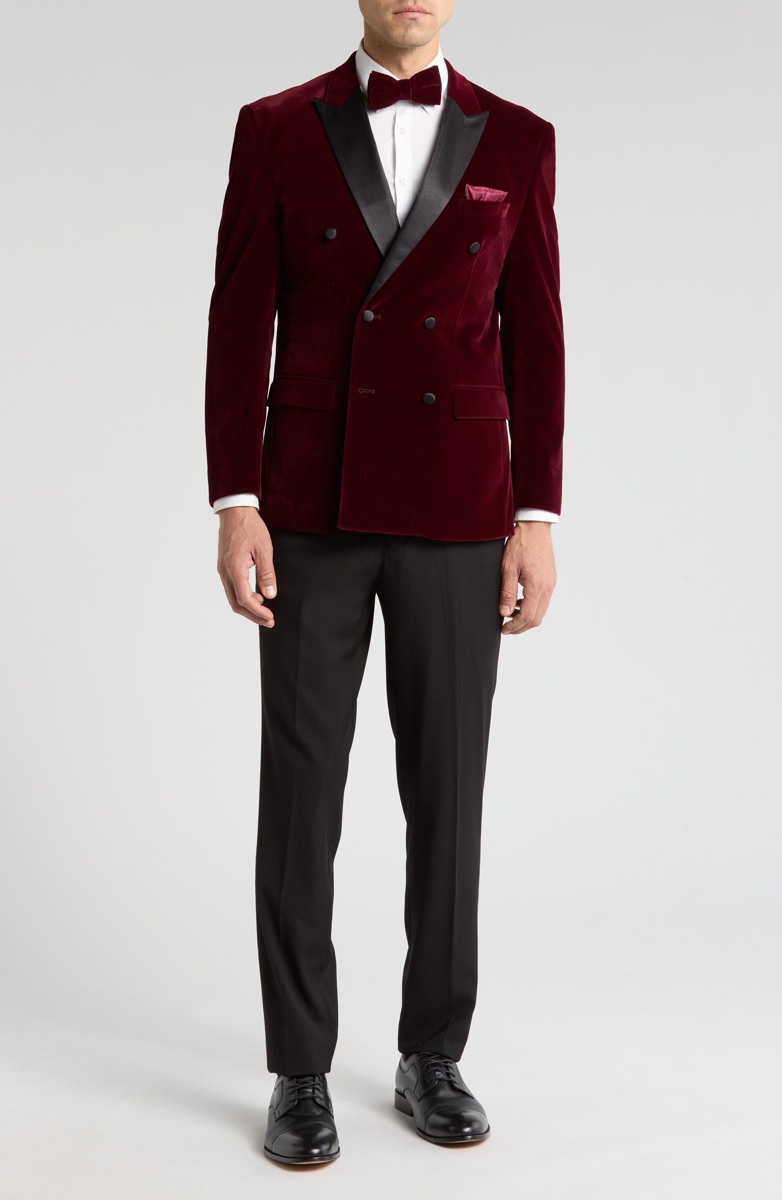 Gino Vitale Two-Piece Velvet Double Breasted Slim Fit Tuxedo