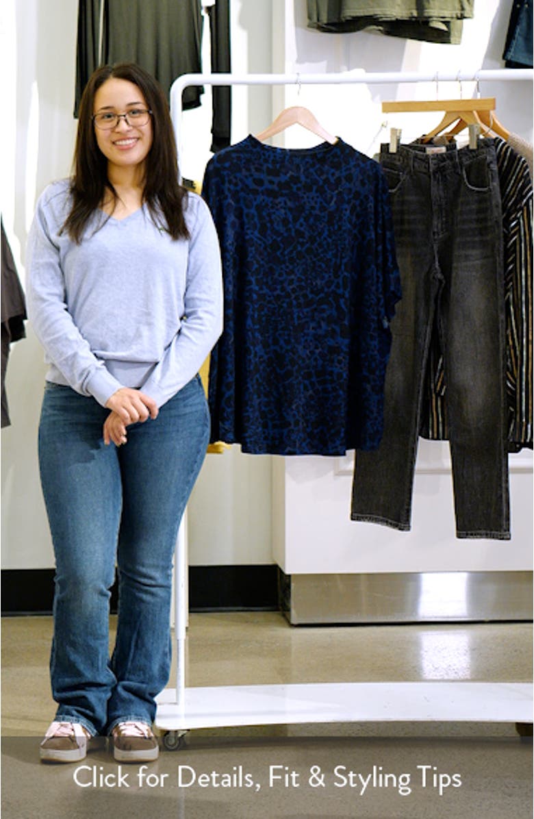 Petra Short Sleeve Top, sales video thumbnail