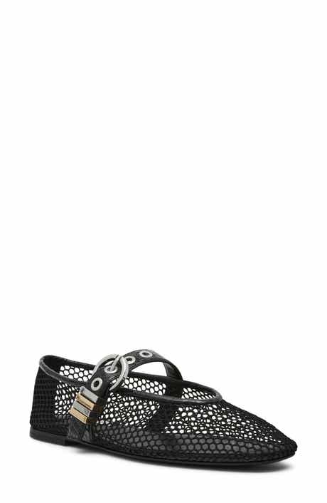 Lucia Mary Jane Flat