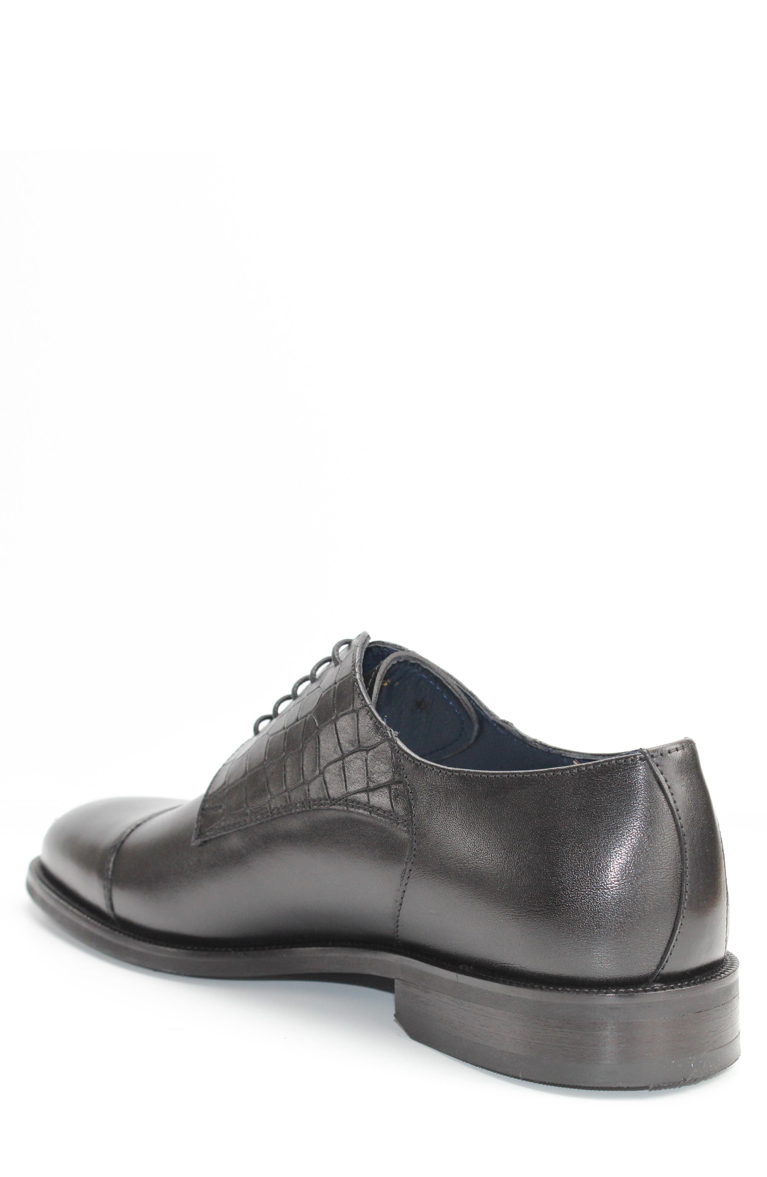 VELLAPAIS McLendon Cap Toe Derby, Alternate, color, Black