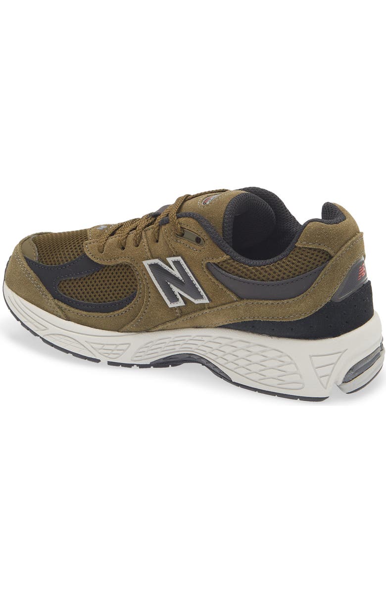 New Balance Kids' 2002R Sneaker, Alternate, color, Woodland/ Black