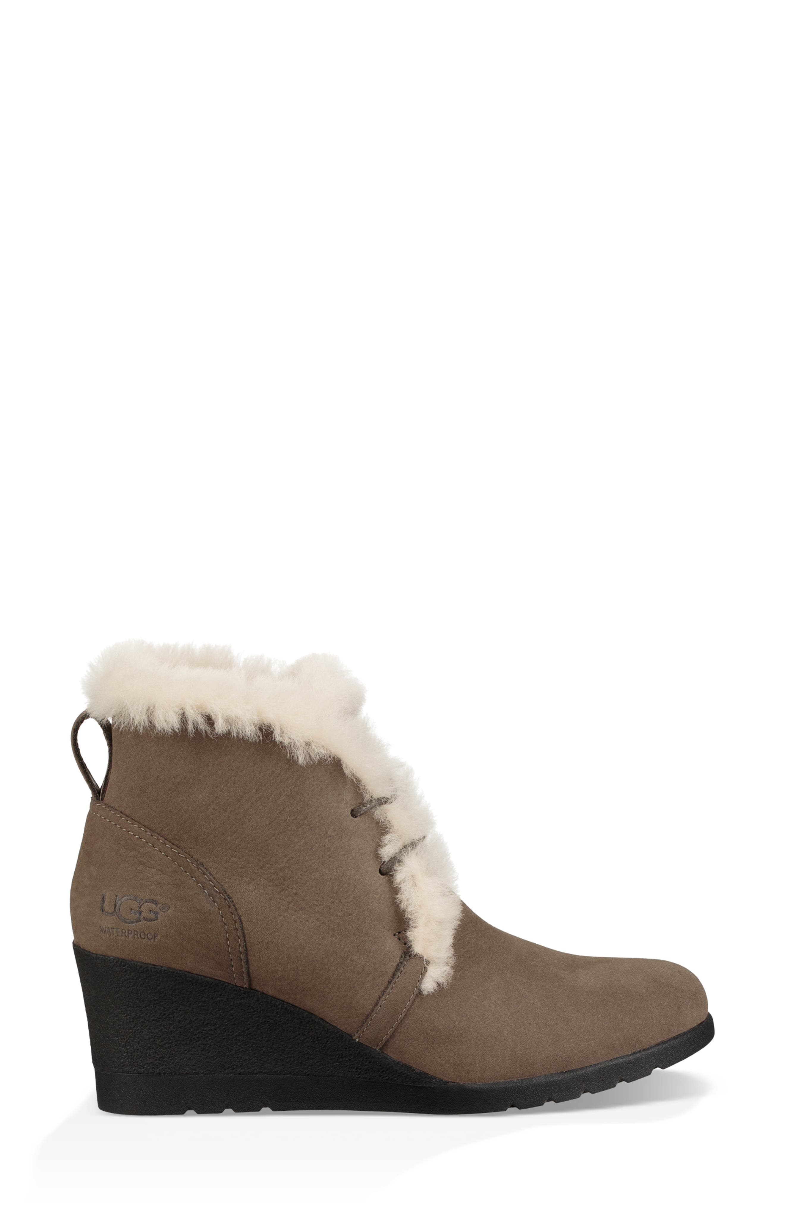 UGG<sup>®</sup> Jeovana Waterproof Genuine Shearling Lined Boot, Alternate, color, 