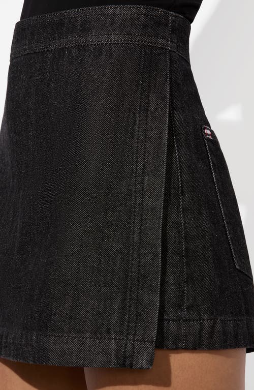 Alice And Olivia Lakelyn Denim Skort Maya Charcoal Black In Black