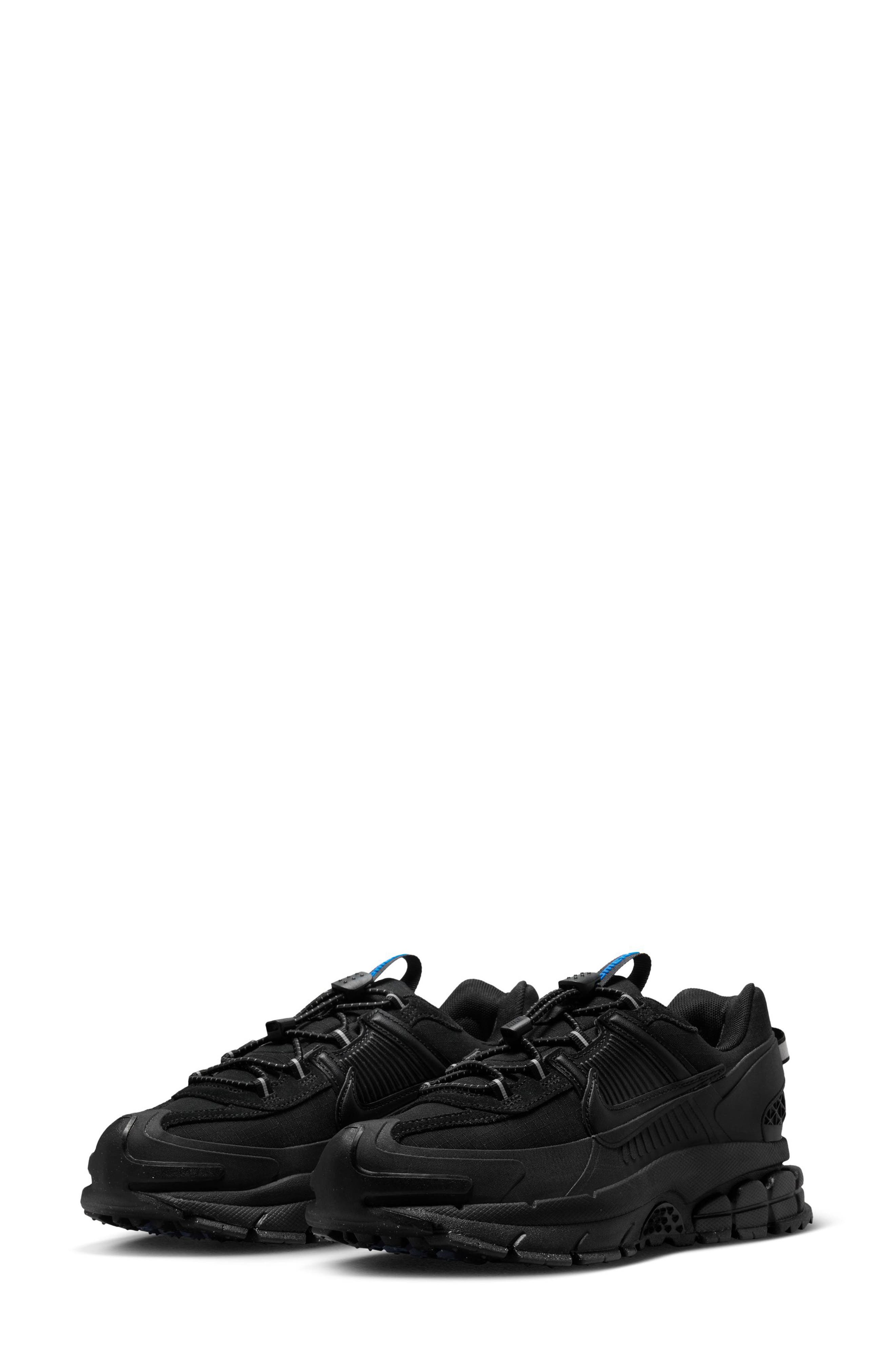 Nike Zoom Vomero Roam Winterized Sneaker, Main, color, Black/ Black/ Black/ Blue