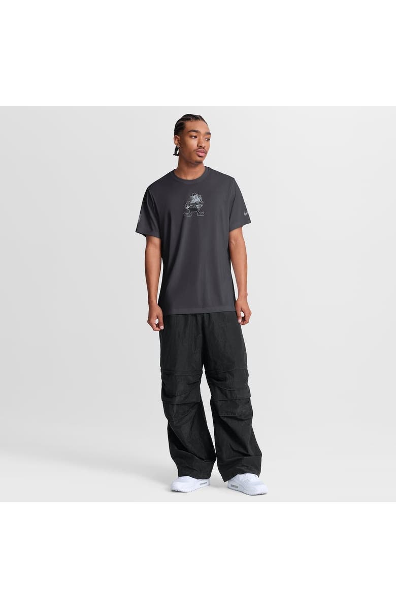 Nike Men's Nike Anthracite Cleveland Browns Sideline Lead The Charge Legend Dri-FIT T-Shirt, Alternate, color, Anthracite