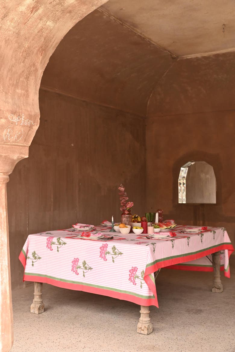 Pink Hydrangea Blockprint Tablecloth, Alternate, color, Pink Hydrangea - 60x90