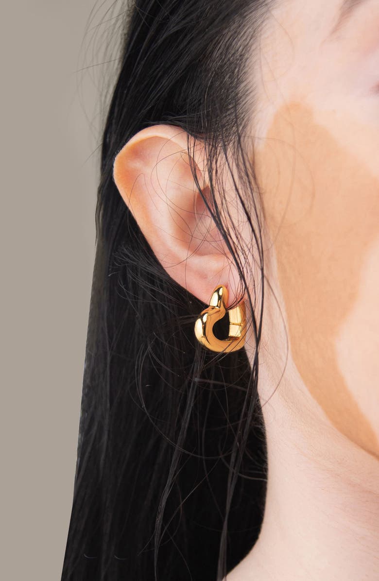 YOJ Loff Heart Hoop Earrings, Alternate, color, Gold