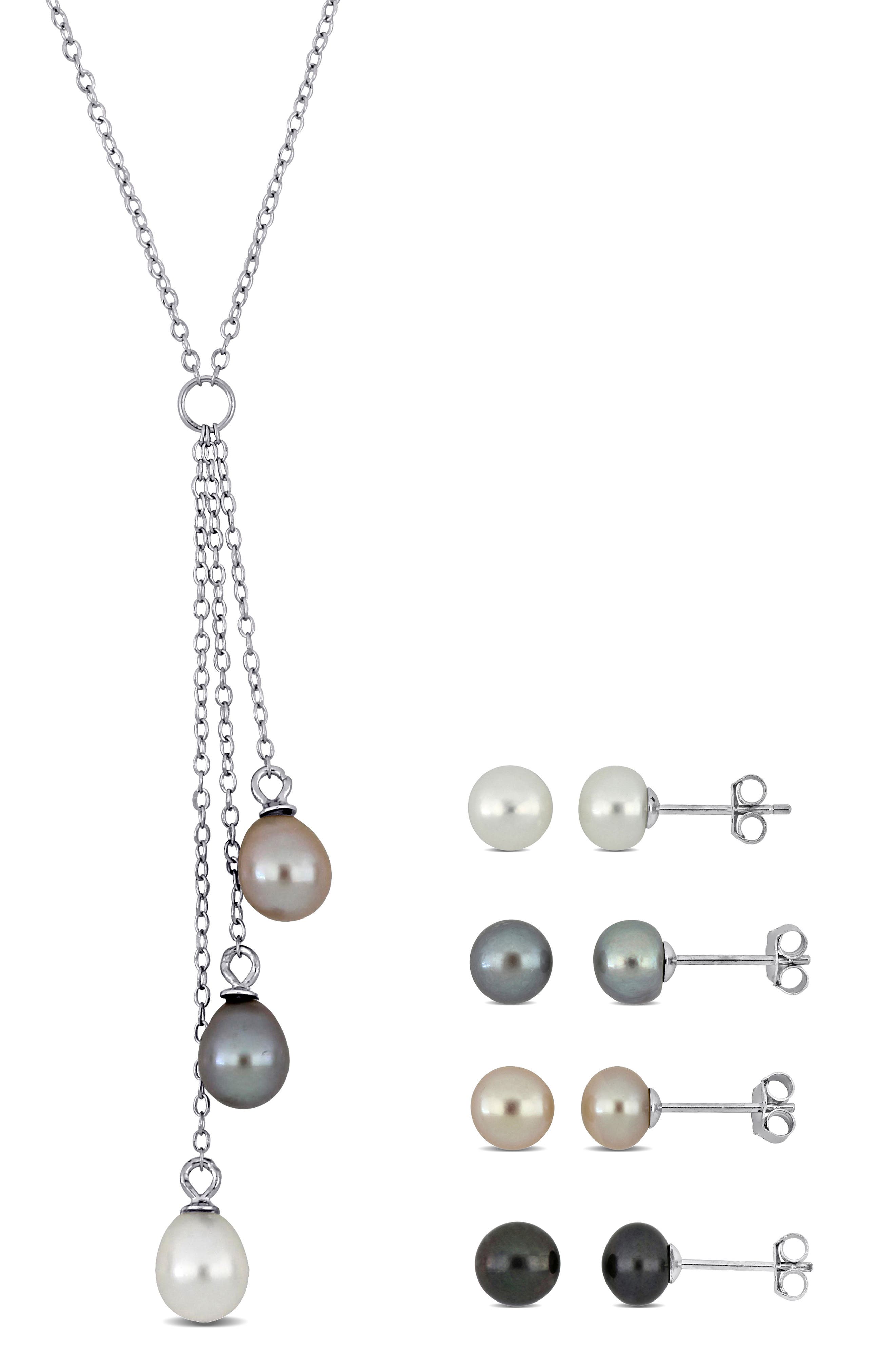 DELMAR Cultured Freshwater Pearl Pendant Necklace