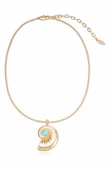Conch Shell Pendant Necklace