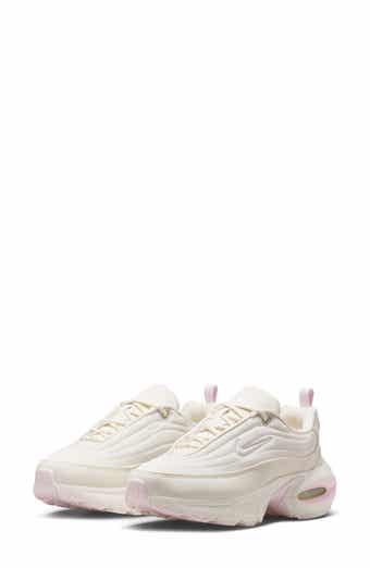 Air Max Portal Sneaker