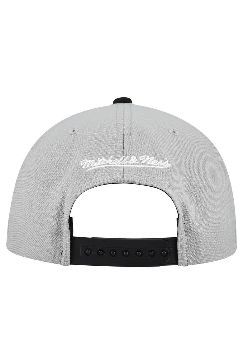 Men's Mitchell & Ness Gray Pittsburgh Pirates Cooperstown Collection Basic Flip Snapback Hat, Alternate, color, Gray