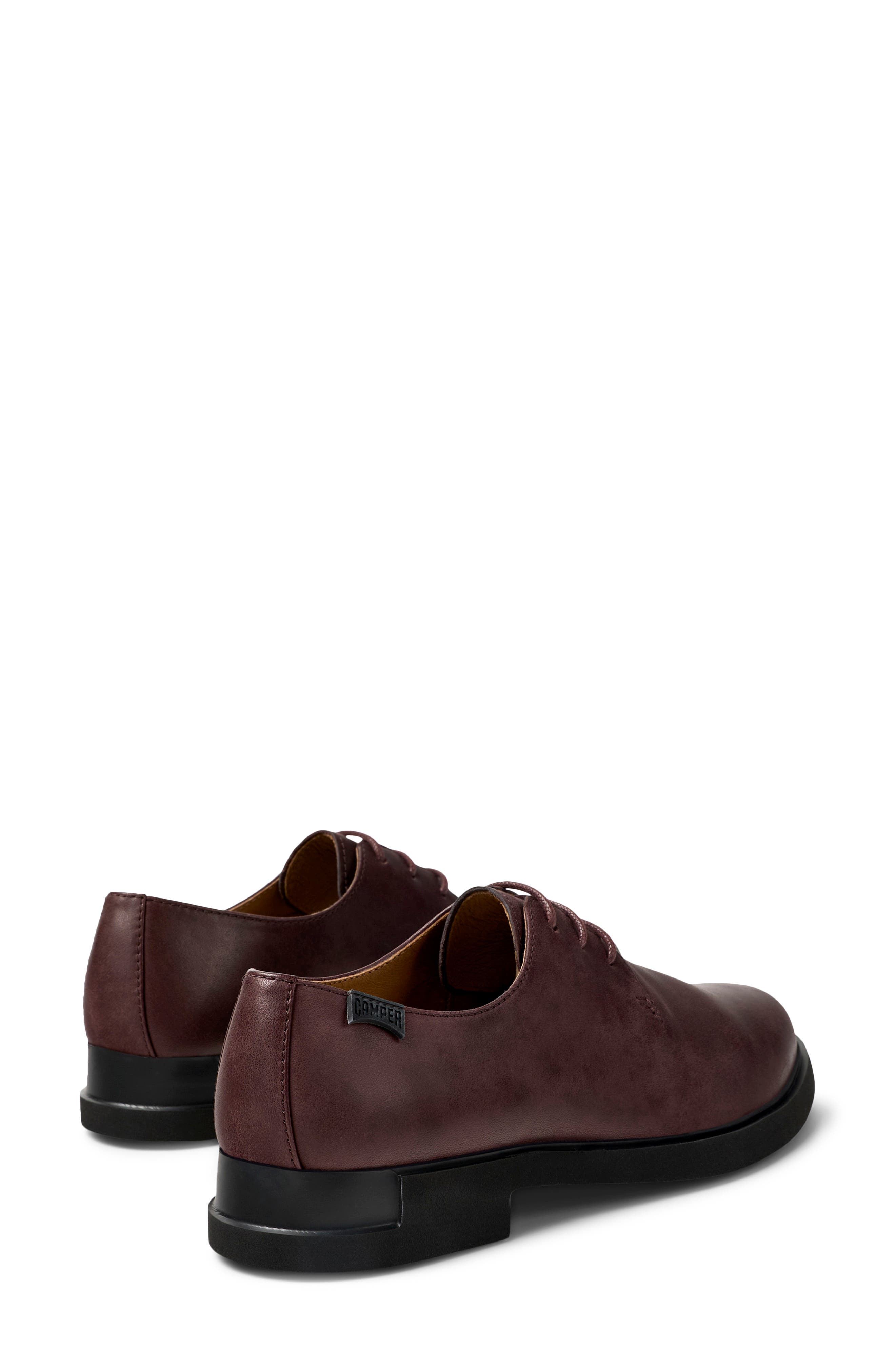 Iman Oxford, Alternate, color, RED