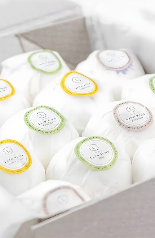 Lizush Large Bath Bombs Gift Box In Assorted Essential Oils