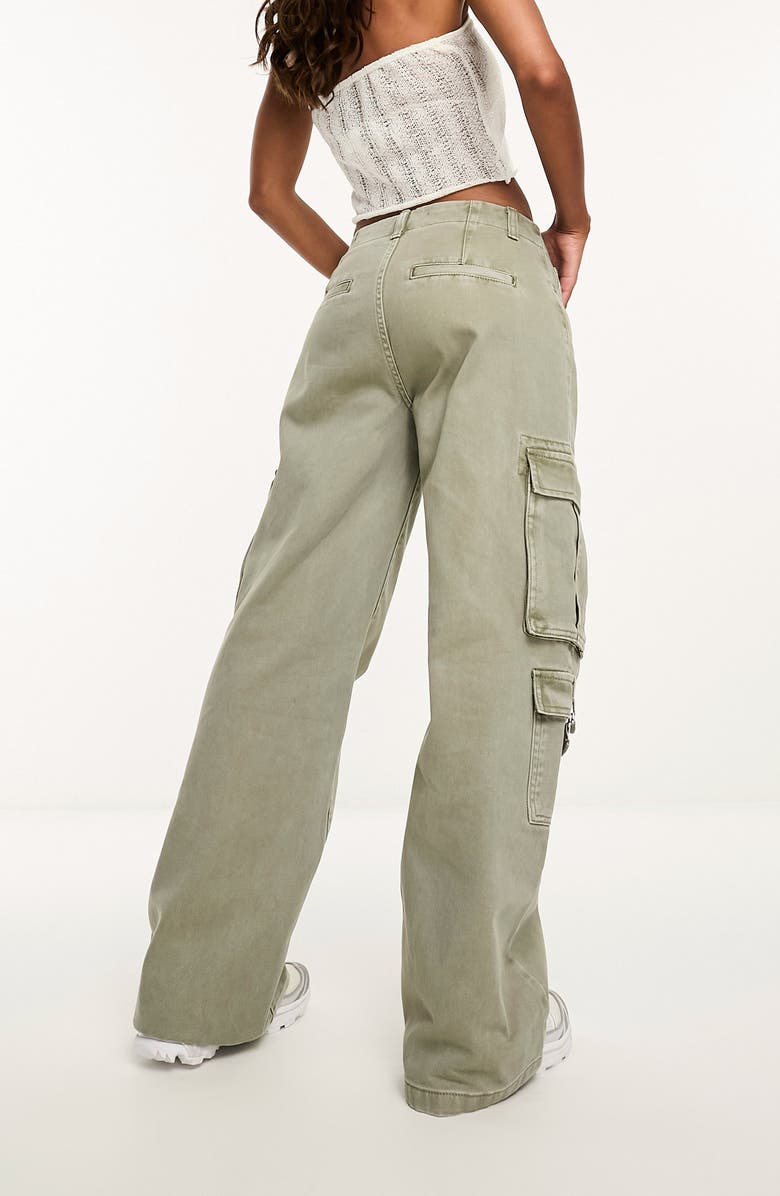 ASOS DESIGN Low Rise Wide Leg Cargo Pants, Alternate, color, 