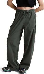 Beyond Yoga Peak Pants