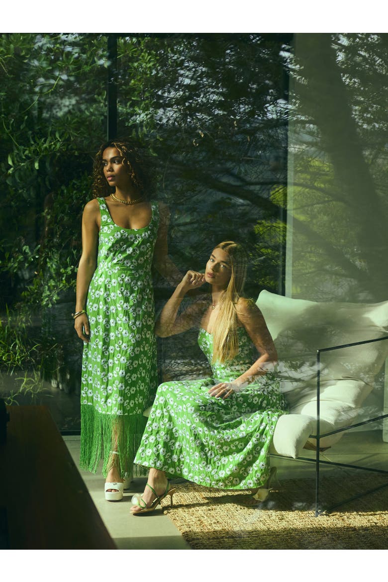 hannah brown green dress Professional outfit repeater I may not always share something new but I can bet your bottom dollar I can share what I'm wearing for the 3rd day in a row Comment