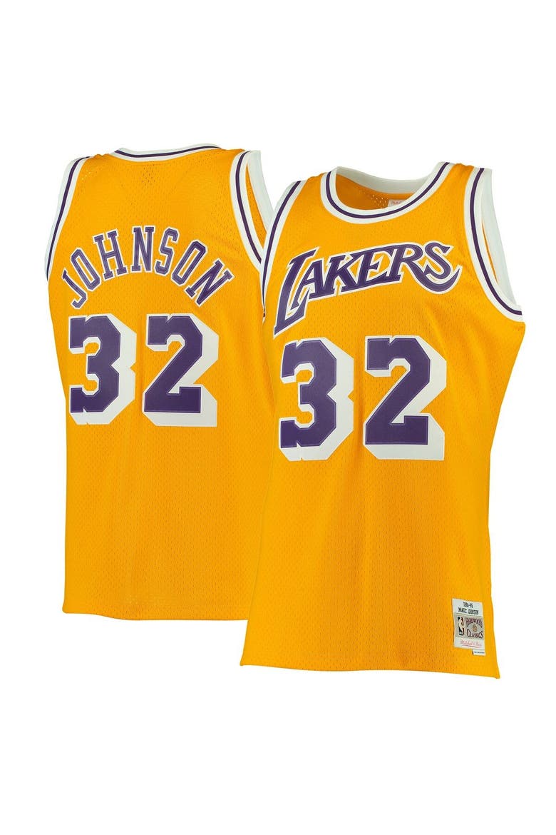 Men's Mitchell & Ness Magic Johnson Gold Los Angeles Lakers 1984/85 Hardwood Classics Swingman Jersey, Main, color, Gold