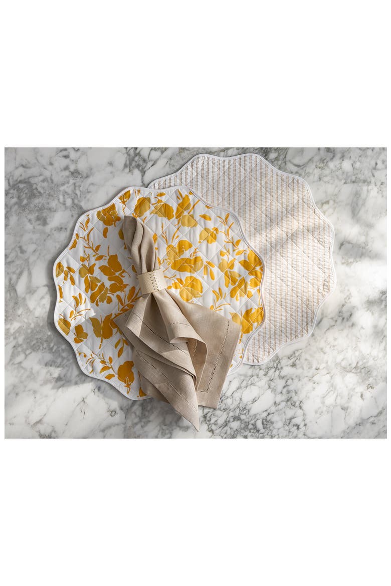 Set of 4 Reversible Quilted Placemats, Alternate, color, POMEGRANATE PINK/ CELINE