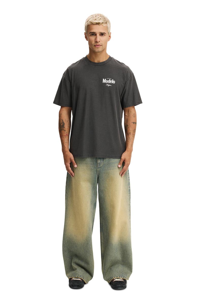 Cotton On Men's Loose Fit License T-Shirt, Alternate, color, Lcn Con Faded Slate  Modelo