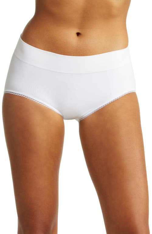 Wacoal Feeling Flexible Briefs In White