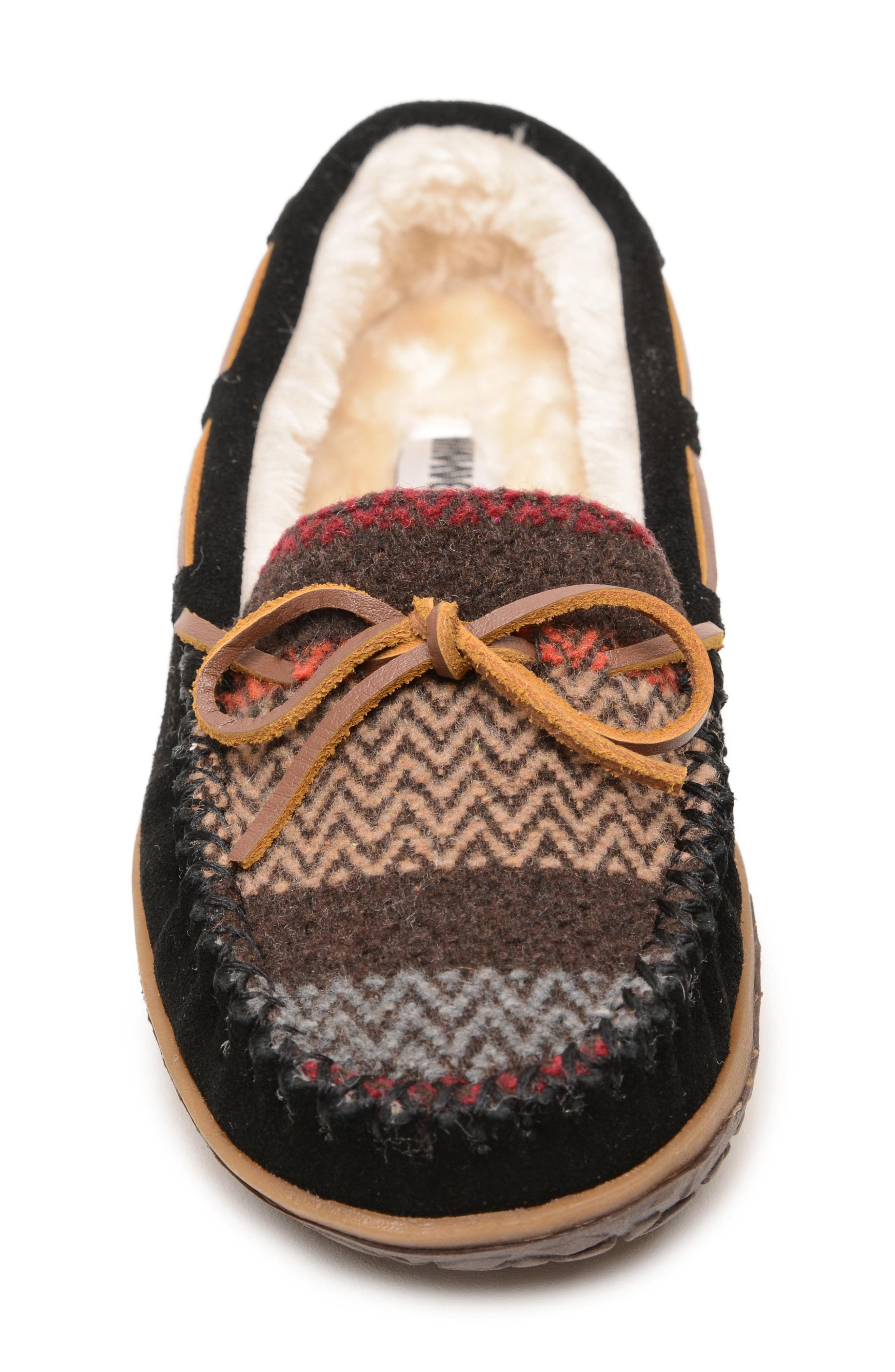 Minnetonka Tilia Faux Fur Lined Slipper, Alternate, color, Black Multi