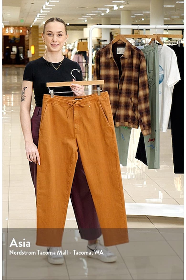 Pull-On Crop Tapered Pants video
