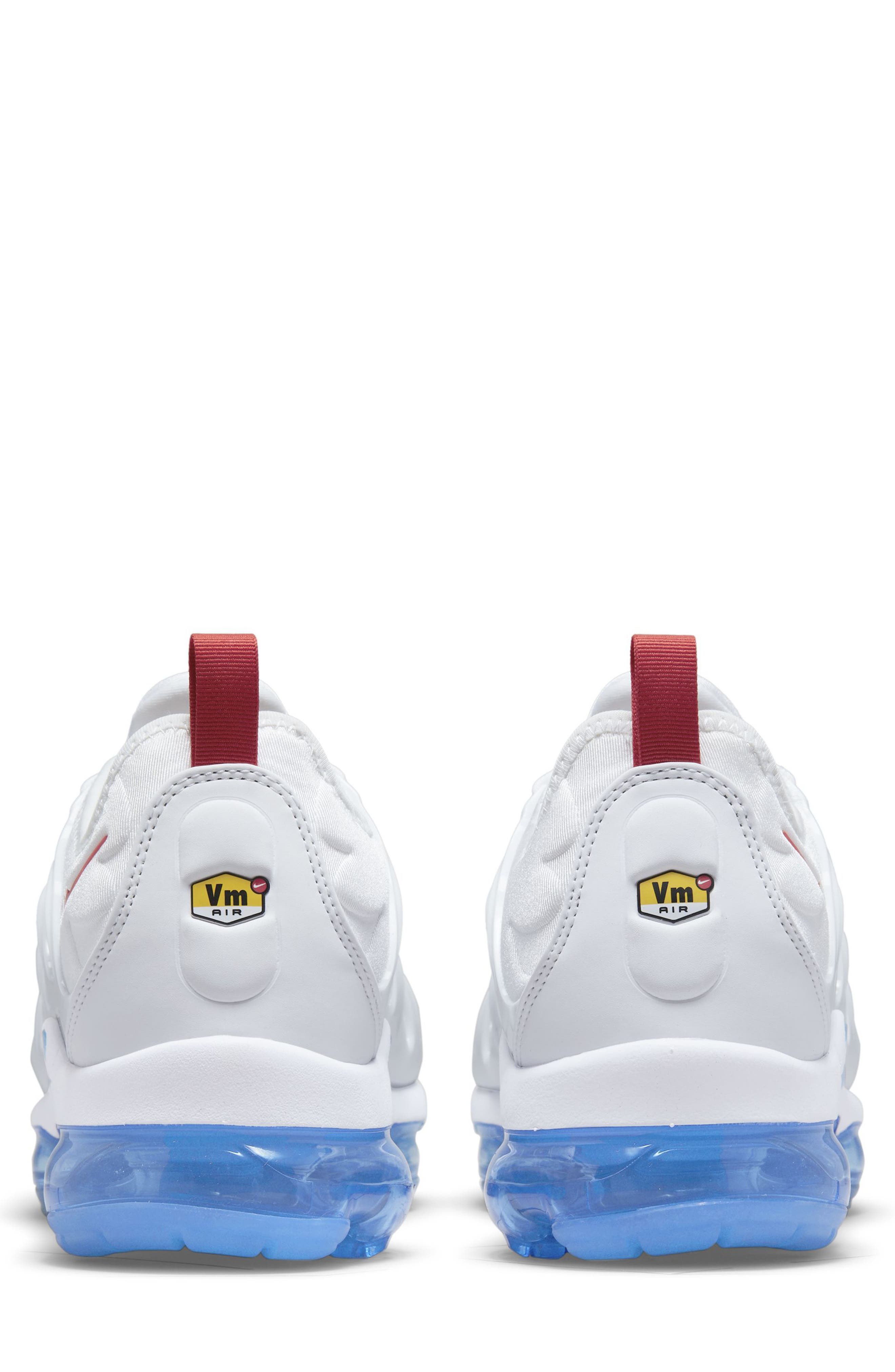 Nike Air VaporMax Plus Sneaker, Alternate, color, 