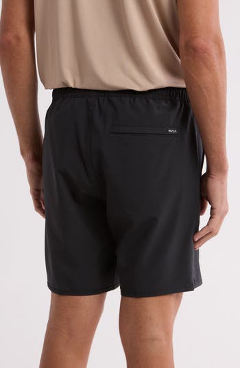 Kevin Stretch Woven Shorts