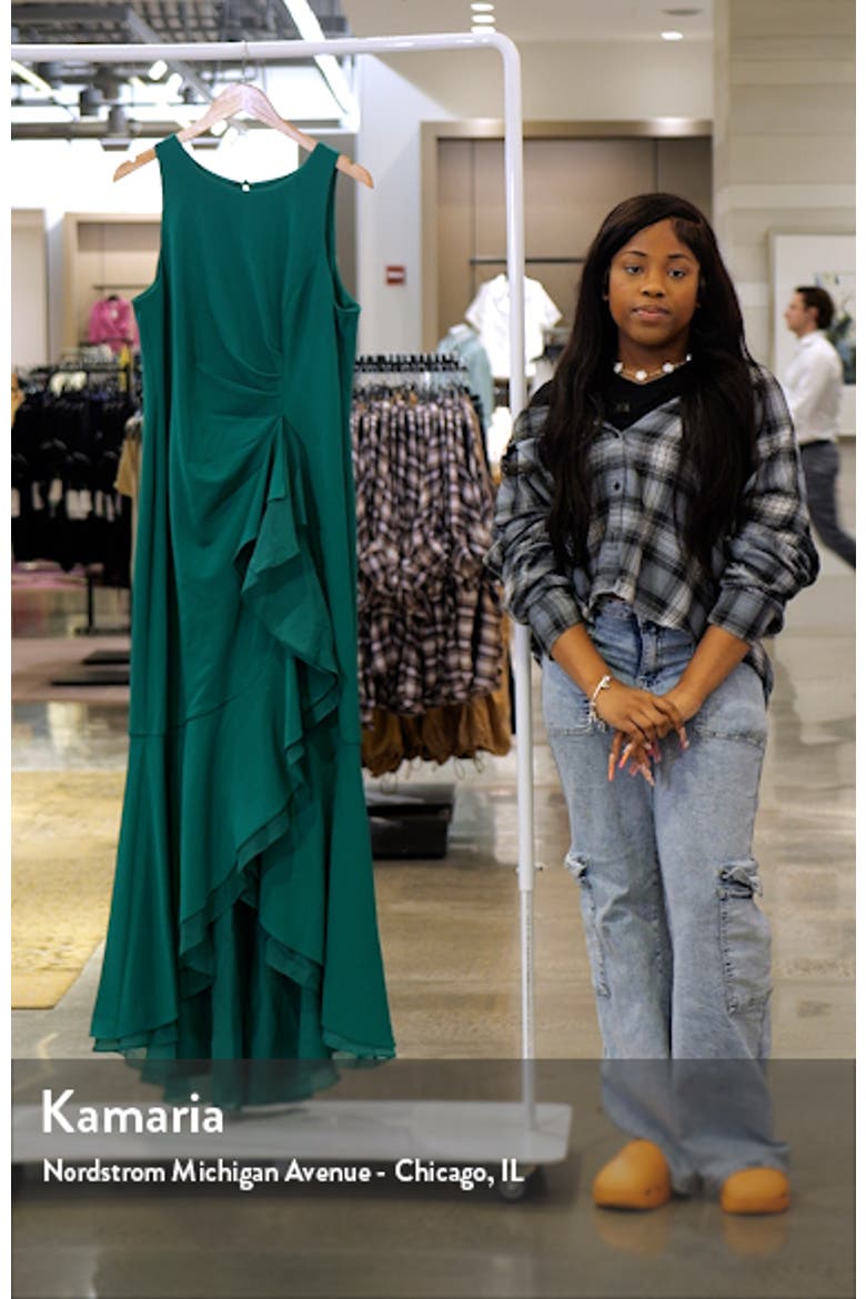 Ruffle Crepe Mermaid Gown video