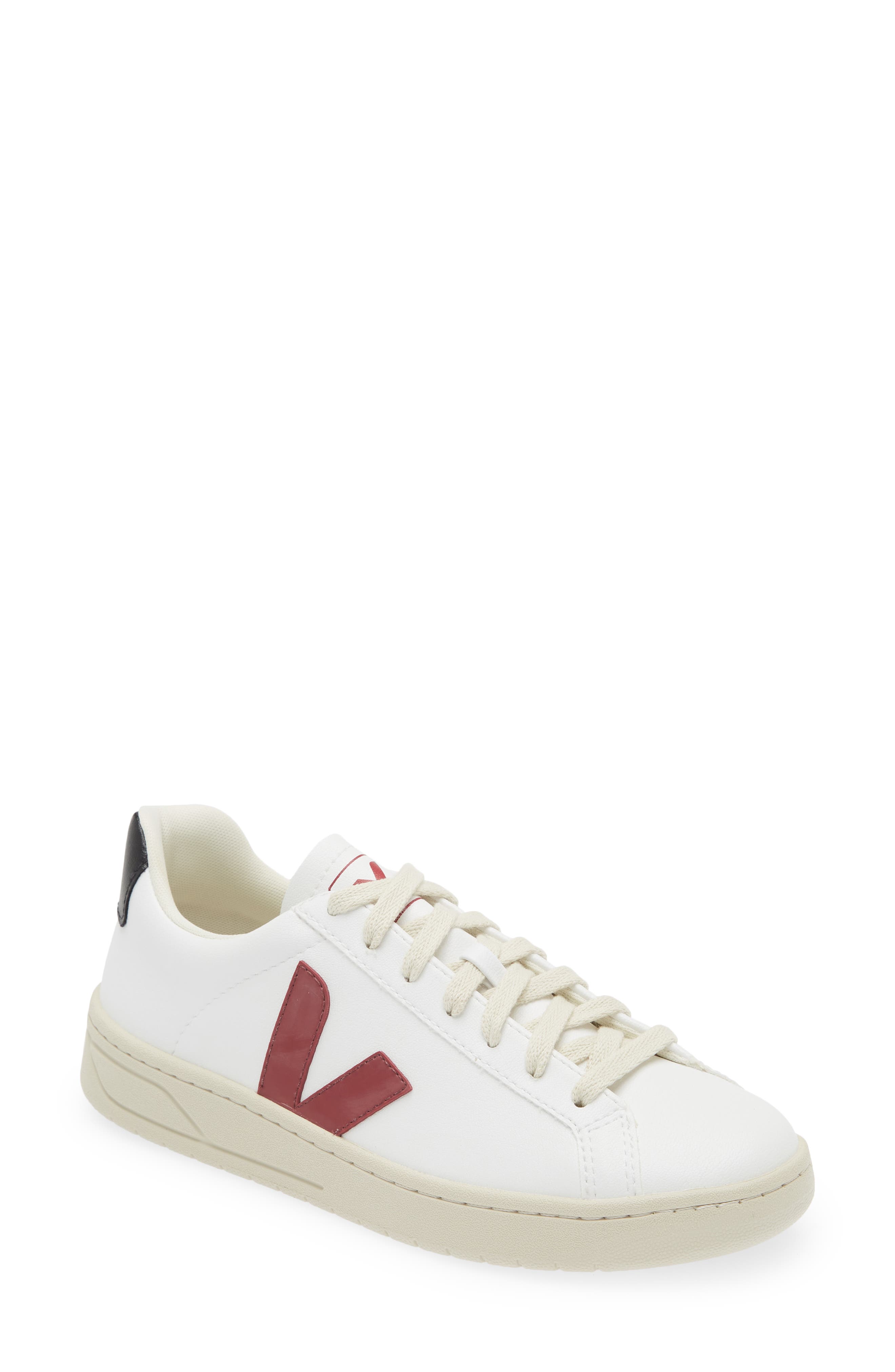 Veja Urca CWL Sneaker, Main, color, 