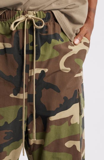 Fear of God Essentials Gender Inclusive Camo Cargo Field