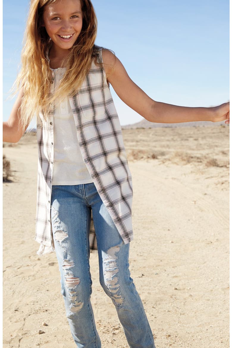 Treasure&Bond Raw Hem Crop Girlfriend Jeans, Alternate, color, LUXE BLEACH DESTROY