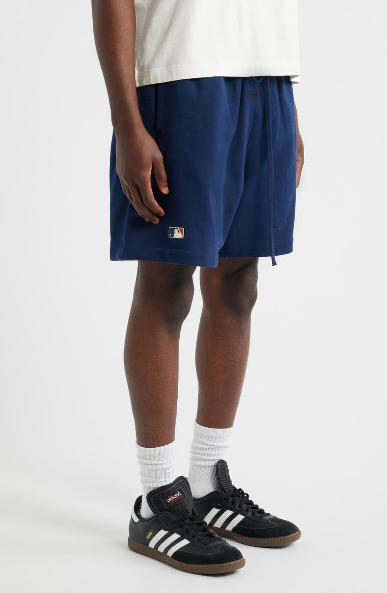 Fear of God Essentials MLB Yankees Classic Fit Cotton Graphic Sweat Shorts, Alternate, color, Midnight Navy