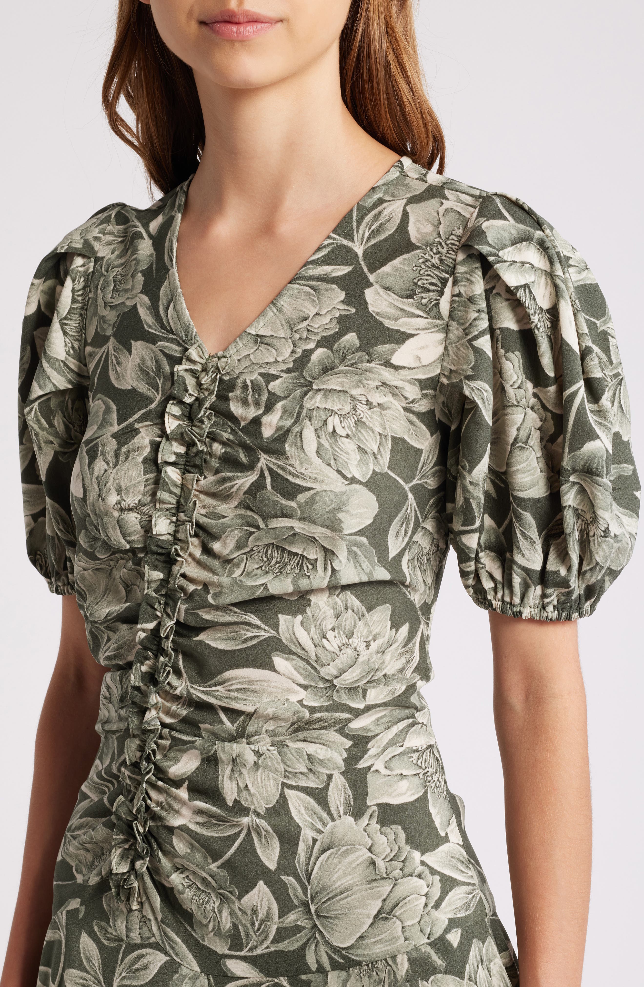 moon river ruched sleeve tee