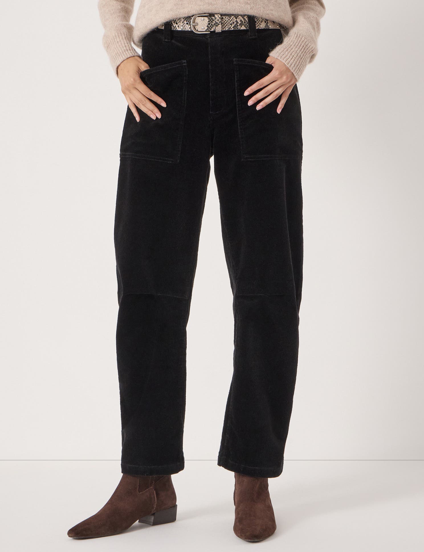 Cordi Barrel Leg Cord Pants