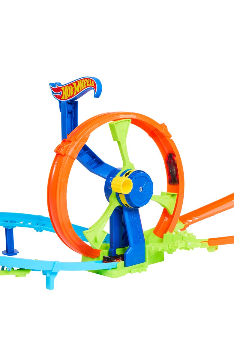Hot Wheels <sup>®</sup> Rapid Launch & Loop<sup>™</sup> Playset, Alternate, color, 