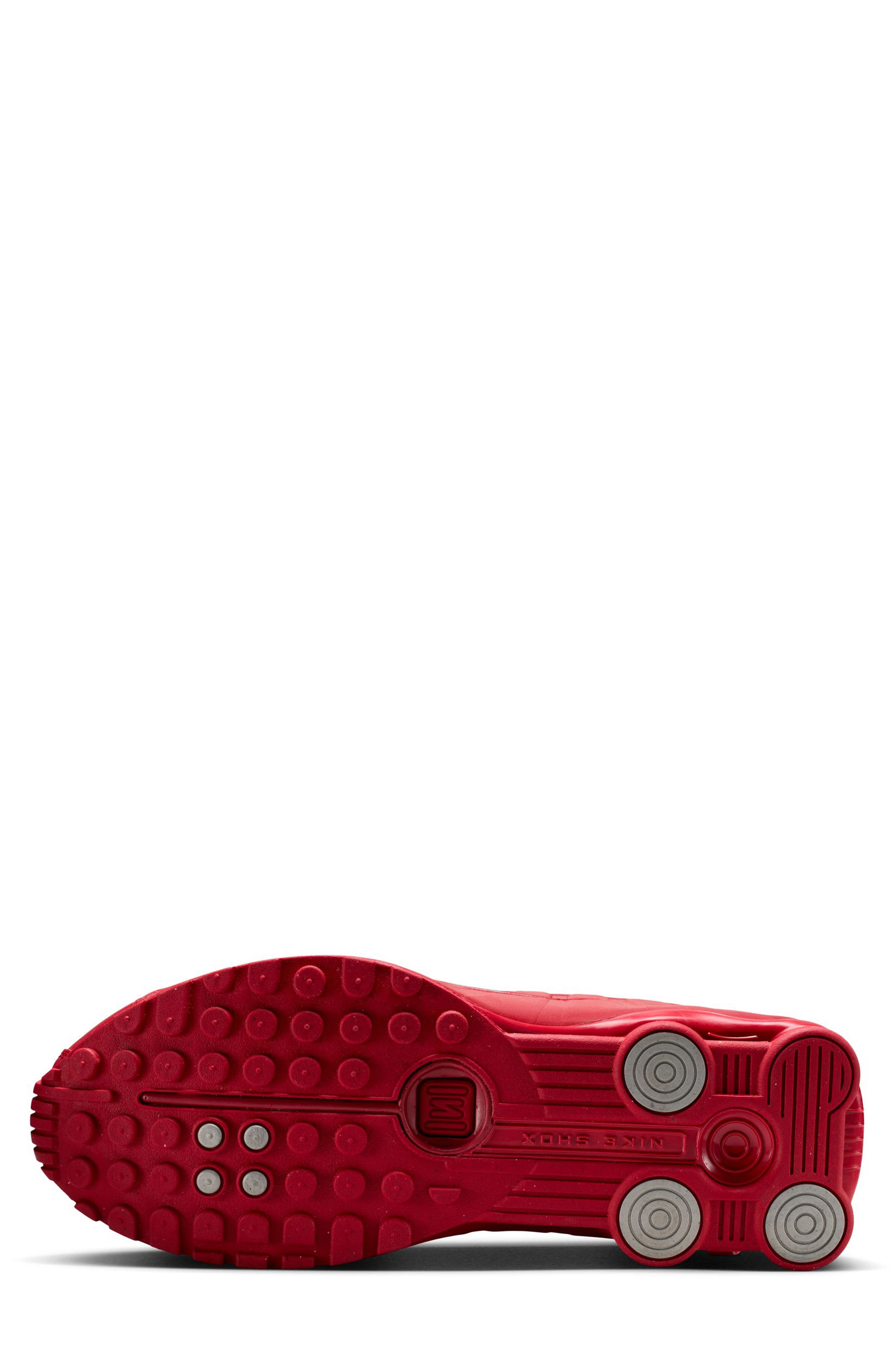 Nike Shox R4 Sneaker, Alternate, color, Gym Red/ Metallic Silver