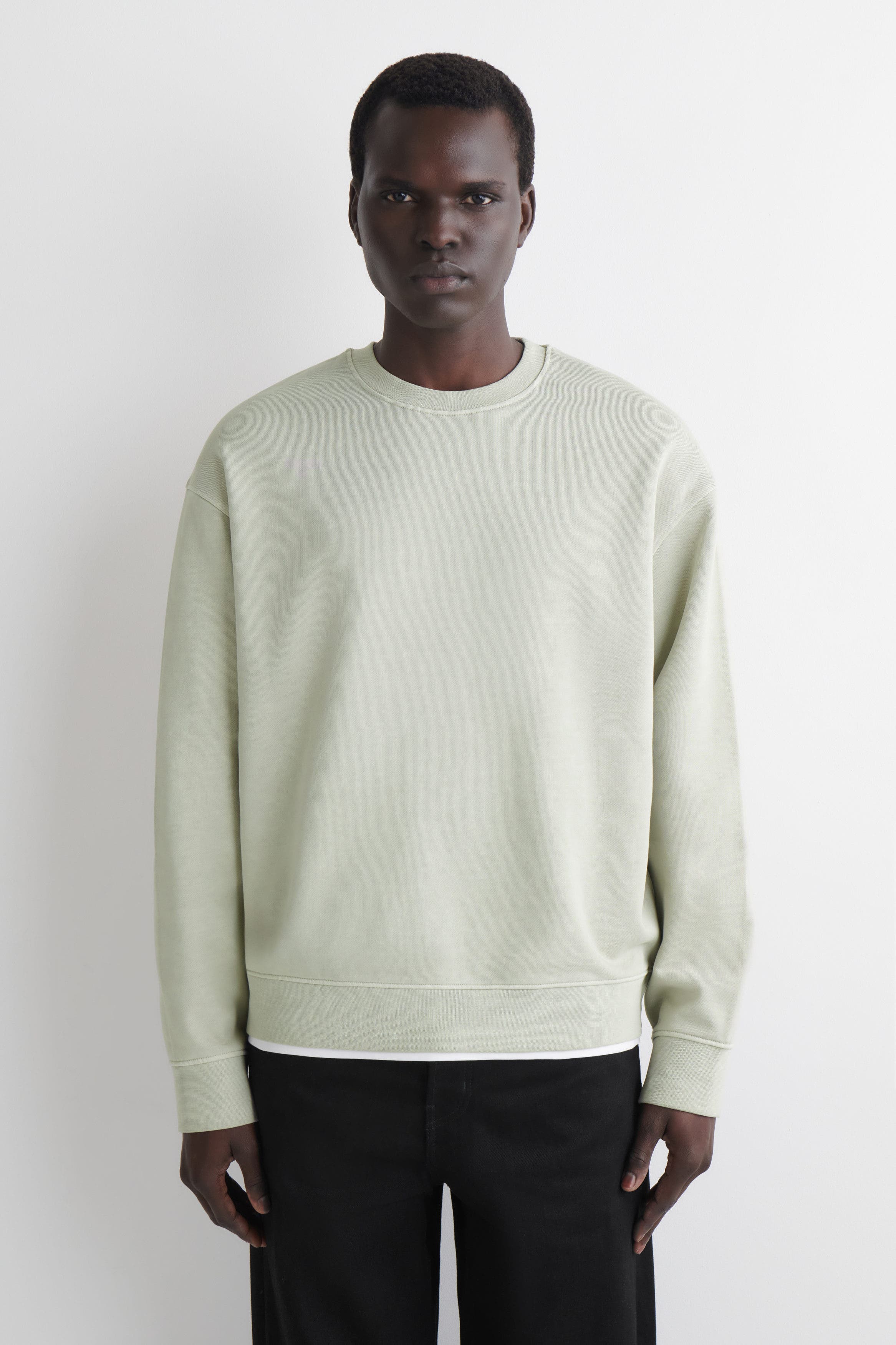selected LIGHT GREEN