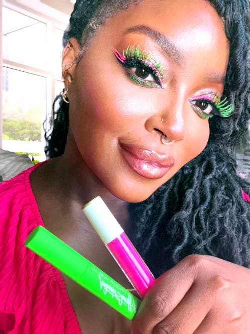 Ashunta Sheriff Beauty Uv Vegan Mascara In Green