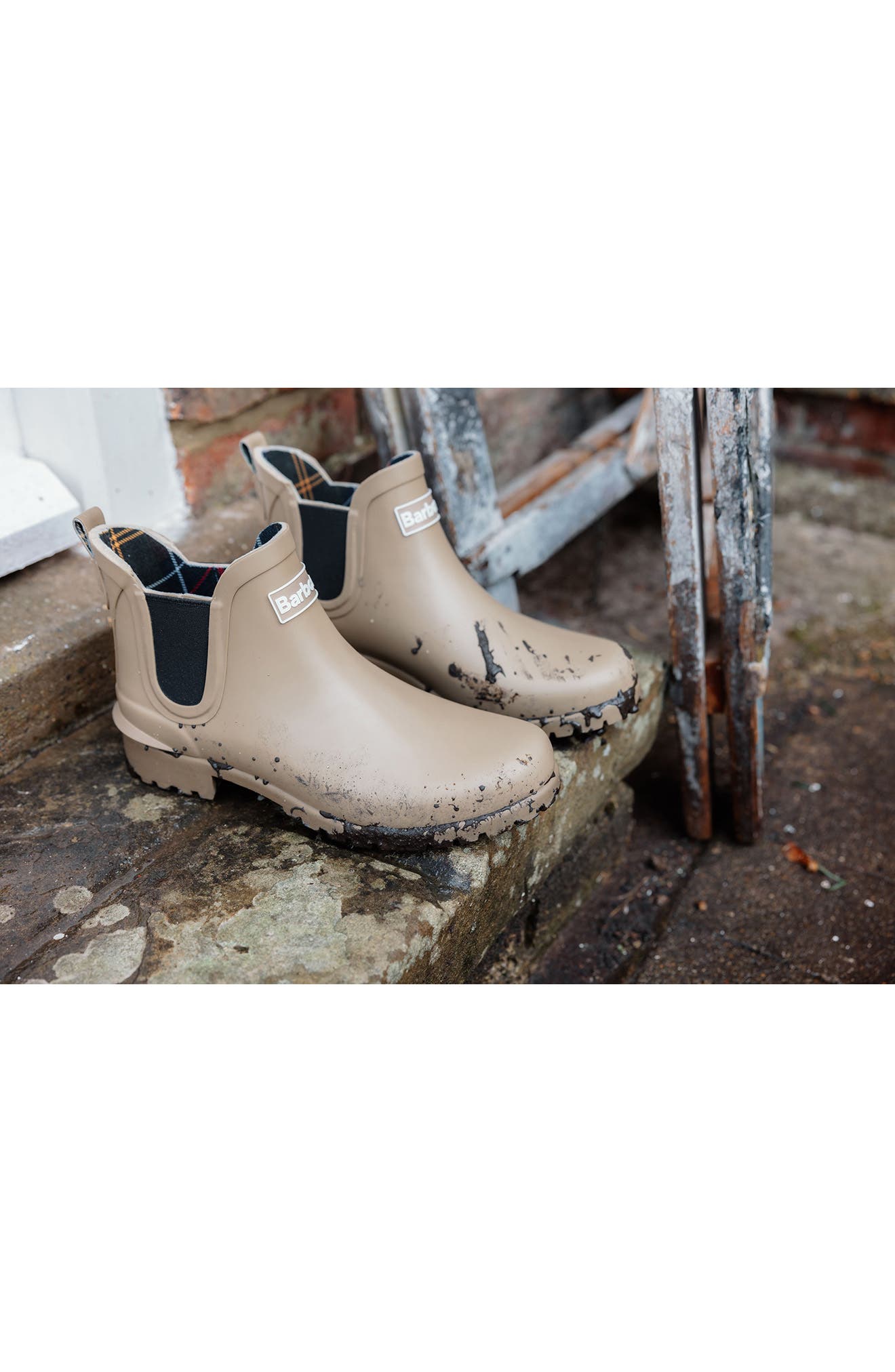 Barbour Wilton Chelsea Rain Boot, Alternate, color, 