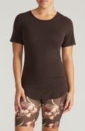 Universal Standard Mia Movement Short Sleeve T-Shirt