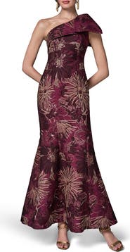 Donna Karan New York One-Shoulder Gown
